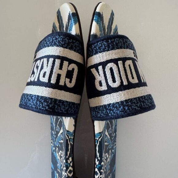 Christian Dior Dway Sandals Size EU 36 US 6
Embroidered Indigo Blue Slides Shoes - Picture 6 of 10
